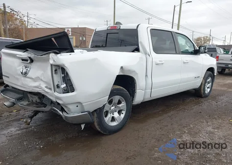 2021 Ram 1500 Big Horn 4X4 5'7 Box z USA, uszkodzony, nr VIN 1C6SRFFT7MN645666